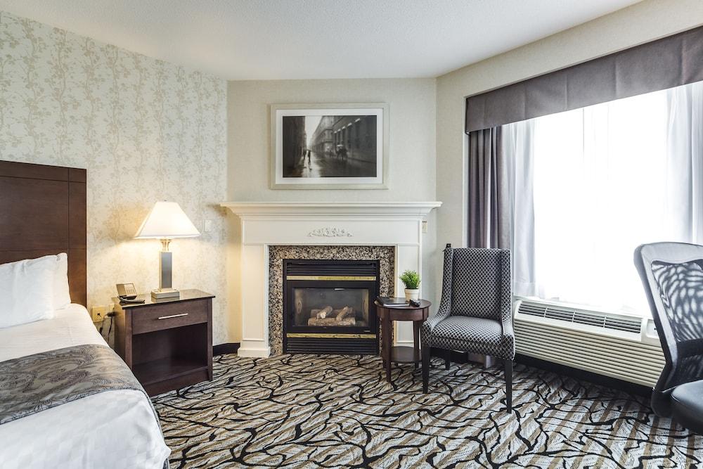 Monte Carlo Inn Oakville Suites Esterno foto