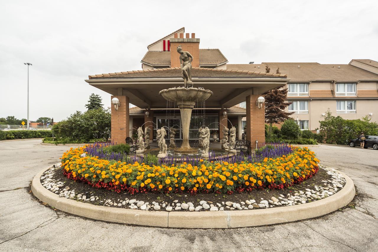 Monte Carlo Inn Oakville Suites Esterno foto